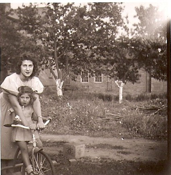 Anita and Kathi Common