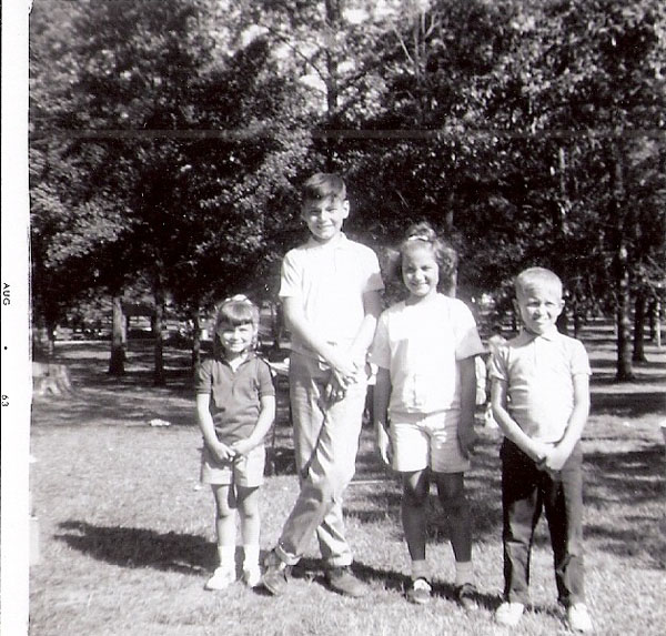 Becky and Jeffrey Wiles, Karen Sue and Jimmy Common