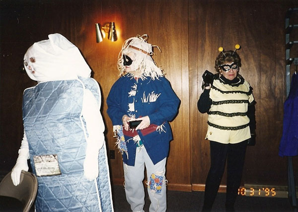 Laura Stanga, Anita Wiles, Lou ?